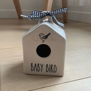 “Baby bird” birdhouse. Decorative use. Glass.